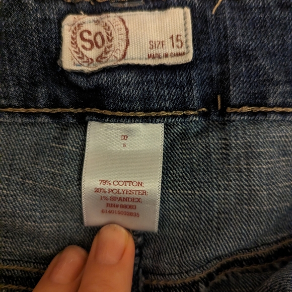 Adorable Jean Shorts size 15 - Picture 2 of 3